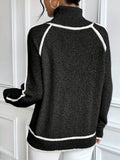 Weicher Rollkragenpullover mit Kontrastnähten und entspannter Passform – Ayla