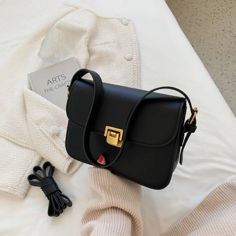Trachtentasche in Crossbody-Design für Damen – Elisa