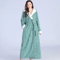 Warmer Flanell Damen Bademantel mit Kapuze & Taschen – Lena