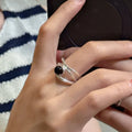 Silberner Multilinien-Ring mit schwarzem Onyx – Dorian