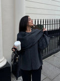 Warm, stilvoll & gemütlich – Ella Winterponcho