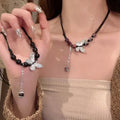 Schmetterlings-Perlenhalskette mit elegantem Design – Lilia