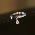 Verstellbarer Wassertropfen-Ring aus Sterlingsilber – Livia