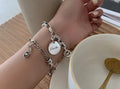 Silbernes Bettelarmband mit geometrischen Herzen – Liana