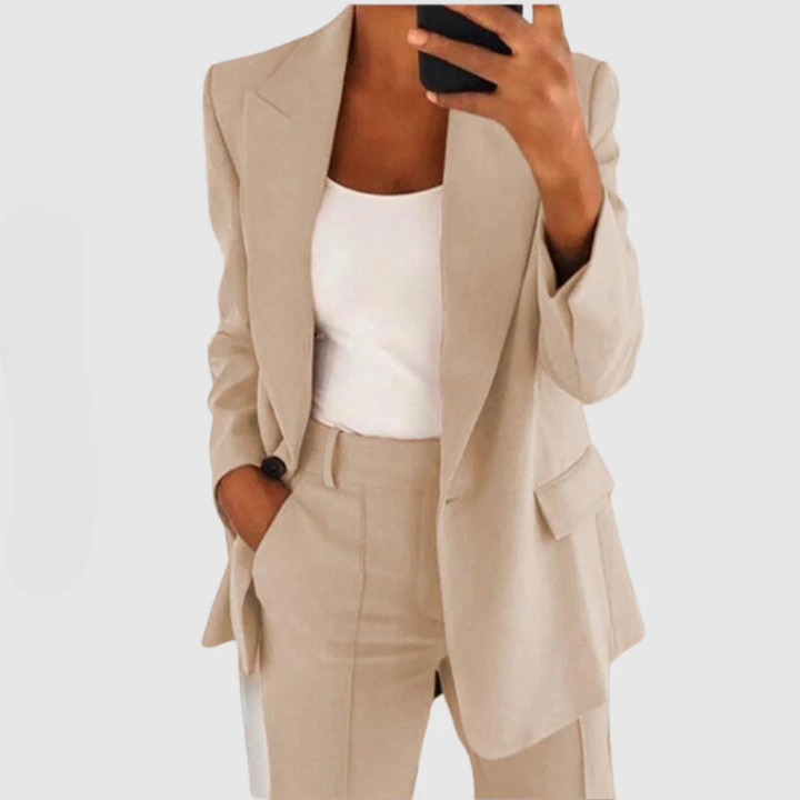 Edles Blazer-Set mit taillierter Passform für Damen – WOLFF