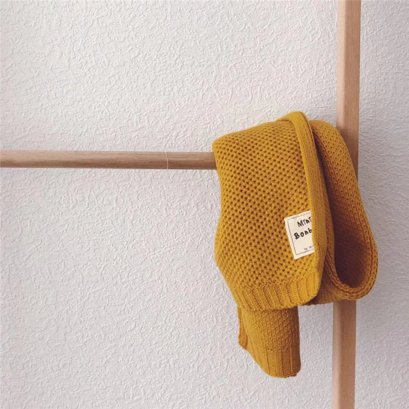 Warmer Kinderschal aus weichem Material – Nuvilo