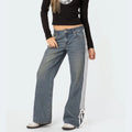 Weite Damen-Jeans mit Streifen und Schnürung – Talia