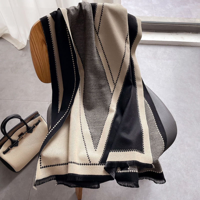 Weich, warm & elegant – Kaschmirschal für Frauen