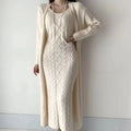 Herbstliches Strickkleid mit Cardigan Set – Sophie