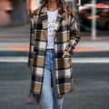 Trendige karierte Damenjacke für stilvolle Outfits – Mira