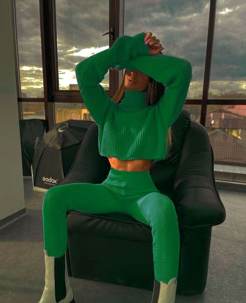 Bauchfreies Lounge-Set mit Rollkragen für Damen – Stacey