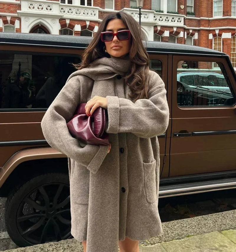 Warme Wolljacke mit Schal für Damen – Annemarie