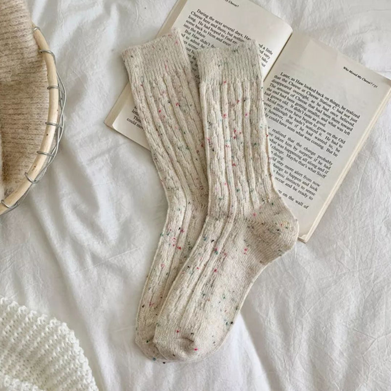 Gestreifte Woll-Trachtensocken im Vintage-Stil – Magdalena