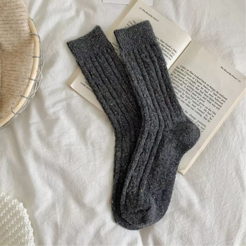 Gestreifte Woll-Trachtensocken im Vintage-Stil – Magdalena