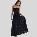 Schulterfreies Maxi-Kleid aus Spitze mit Schnürung – Eleonora