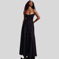 Schulterfreies Maxi-Kleid aus Spitze mit Schnürung – Eleonora