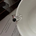 Silberner Multilinien-Ring mit schwarzem Onyx – Dorian