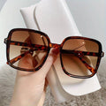 Quadratische Oversized Sonnenbrille für Damen – Larissa