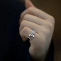 Verstellbarer Wassertropfen-Ring aus Sterlingsilber – Livia