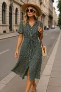 Boho Midi-Kleid mit Knöpfen & Blumenmuster – Elara