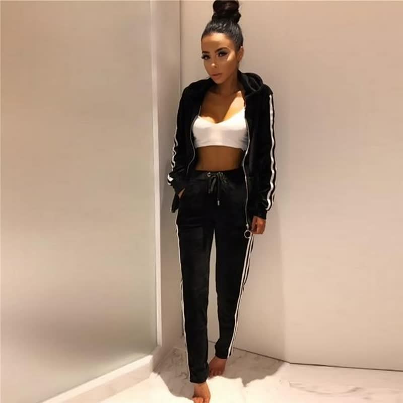 Bequemer Jogginganzug mit Kapuze für Damen – Lena