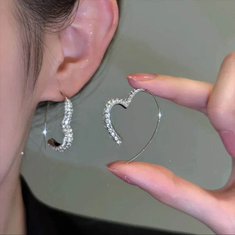 Herzförmige Ohrringe Silber mit Zirkonia für Damen – Sophia