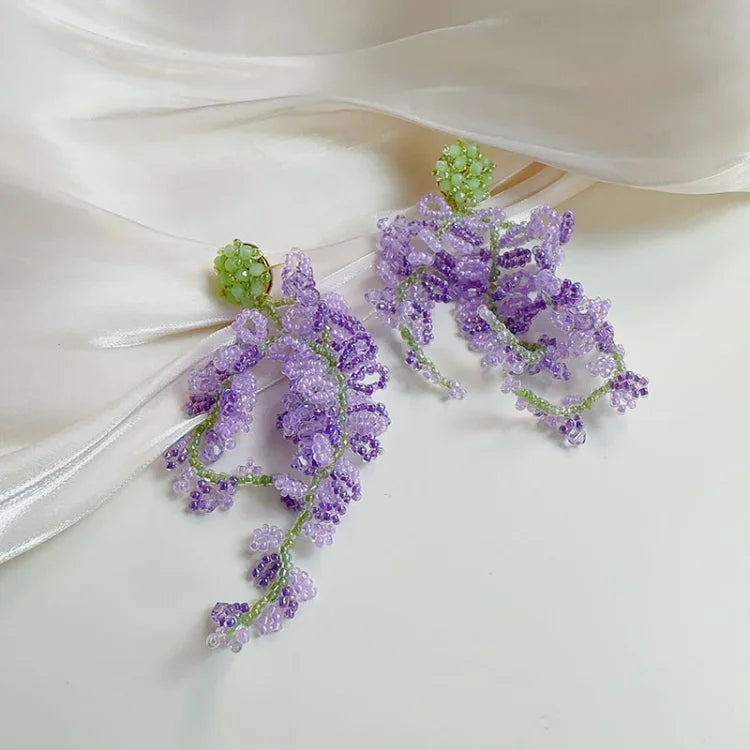 Wisteria Quasten-Ohrringe mit Naturdesign – Seraphine