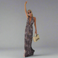 Strandkleid mit Rückenausschnitt und Tie-Dye-Print – Mira