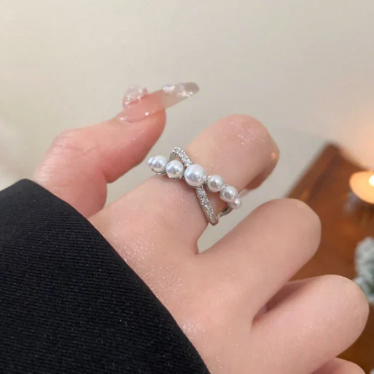 Verstellbarer Vintage-Ring mit Zirkonia & Perle – Evelyne