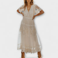Spitzen Midikleid mit V-Ausschnitt für Damen – Lacey