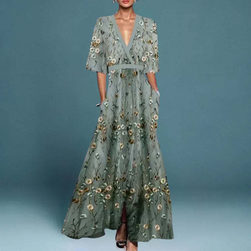 Florales Maxikleid mit fließendem Schnitt – Elena