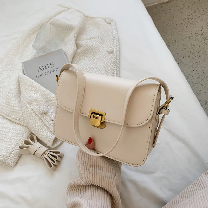 Trachtentasche in Crossbody-Design für Damen – Elisa
