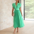 Elegantes Kleid mit V-Ausschnitt und Falten – Celestine