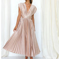 Elegantes Kleid mit V-Ausschnitt und Falten – Celestine