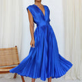 Elegantes Kleid mit V-Ausschnitt und Falten – Celestine