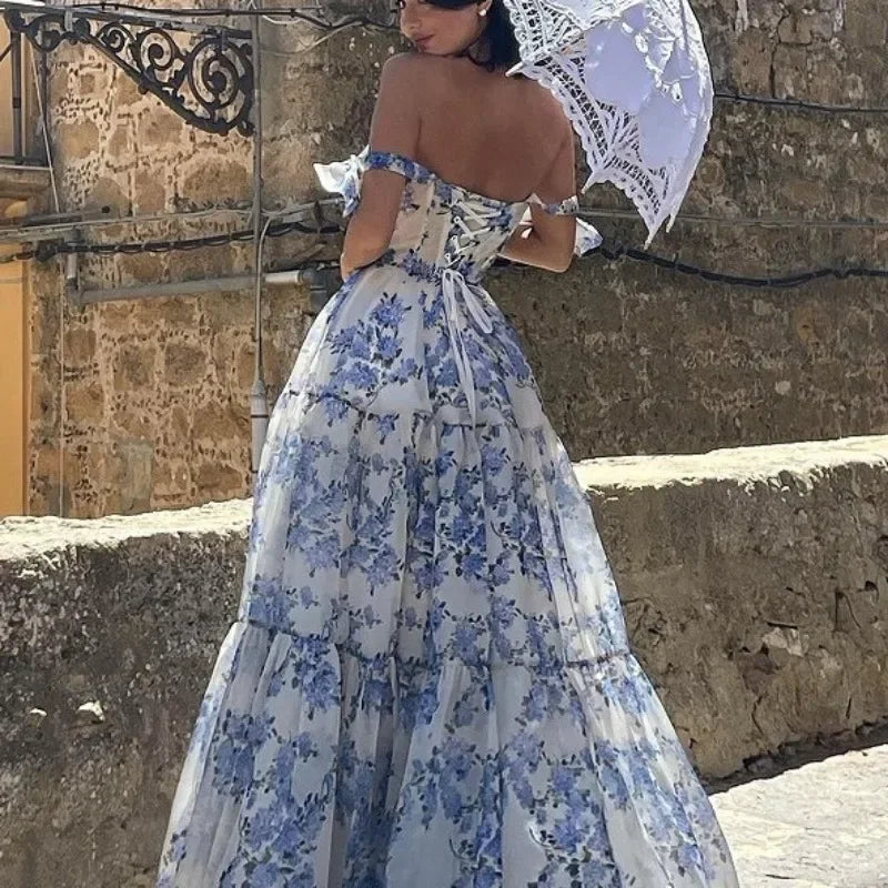 Trägerloses Abendkleid mit Blumenprint – Viviana