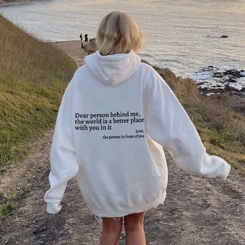 Gemütlicher Kapuzenpullover mit Statement-Design – Catharina