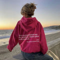 Gemütlicher Kapuzenpullover mit Statement-Design – Catharina