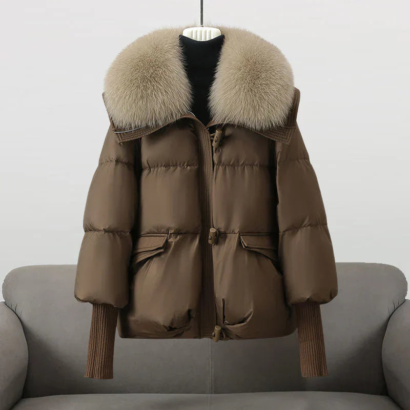 Lange Damen Daunenjacke mit Kunstpelzkragen – Elessia