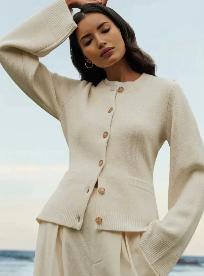 Strickjacke für Damen mit weitem Ärmelstil – Amber