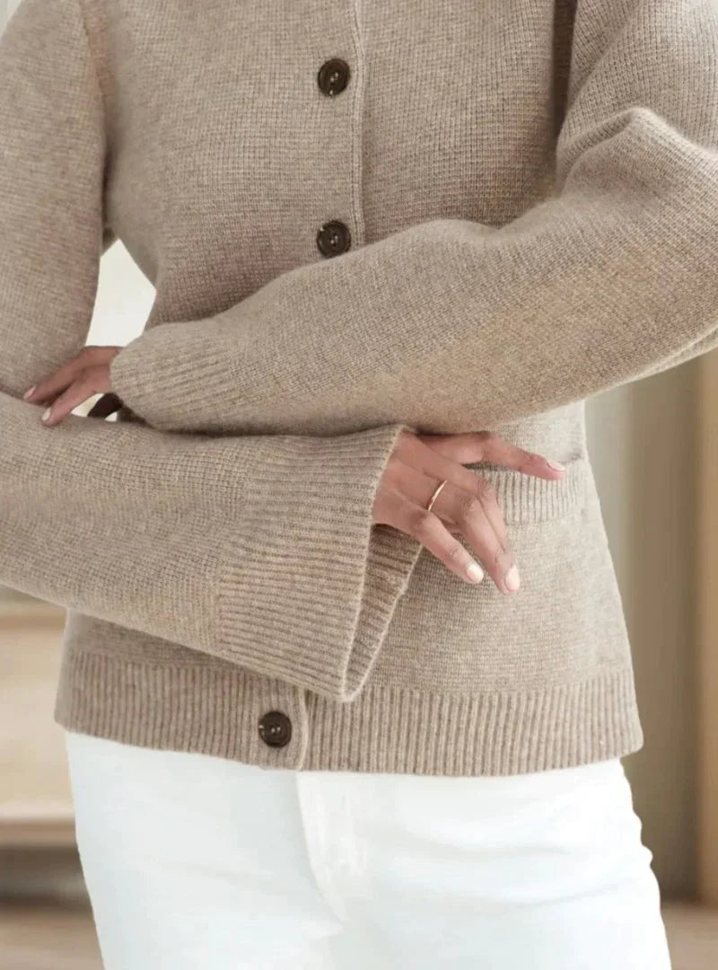 Strickjacke für Damen mit weitem Ärmelstil – Amber