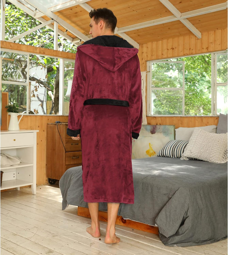 Ultrawarme Fleece Bademantel mit Kapuze für Winter – Bruno