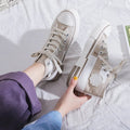 High-Top Canvas-Sneaker mit Schmetterlingsmotiv – Liliana