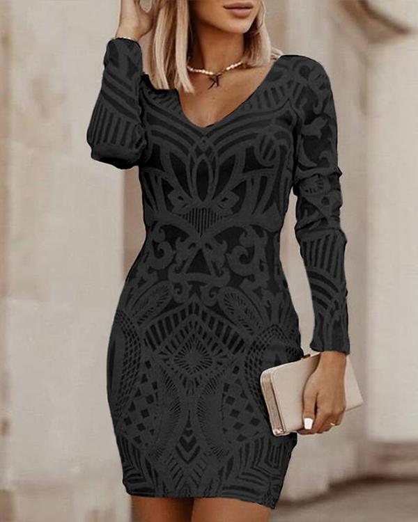 Figurbetontes Kleid mit V-Ausschnitt für elegante Looks – Isabella