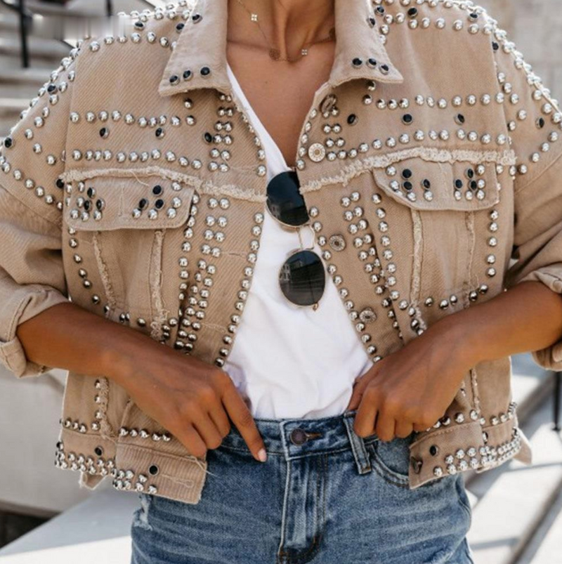 Stylische Jeansjacke mit Nieten – Alexia