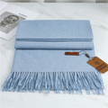 Kaschmirschal mit Quasten – warm & elegant – Elena