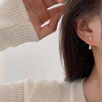 Elegante Wassertropfen-Ohrstecker für Damen – Lena