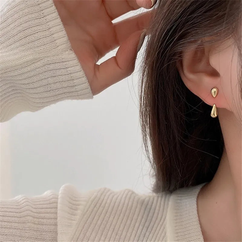 Elegante Wassertropfen-Ohrstecker für Damen – Lena