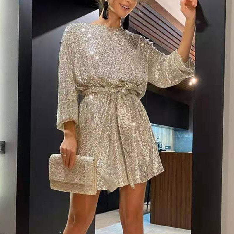 Glitzerndes Partykleid mit Gürtel, knielang – Anna