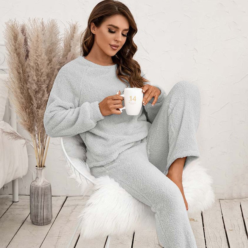Weiches Damen-Loungewear-Set mit Hose & Oberteil – Emilia